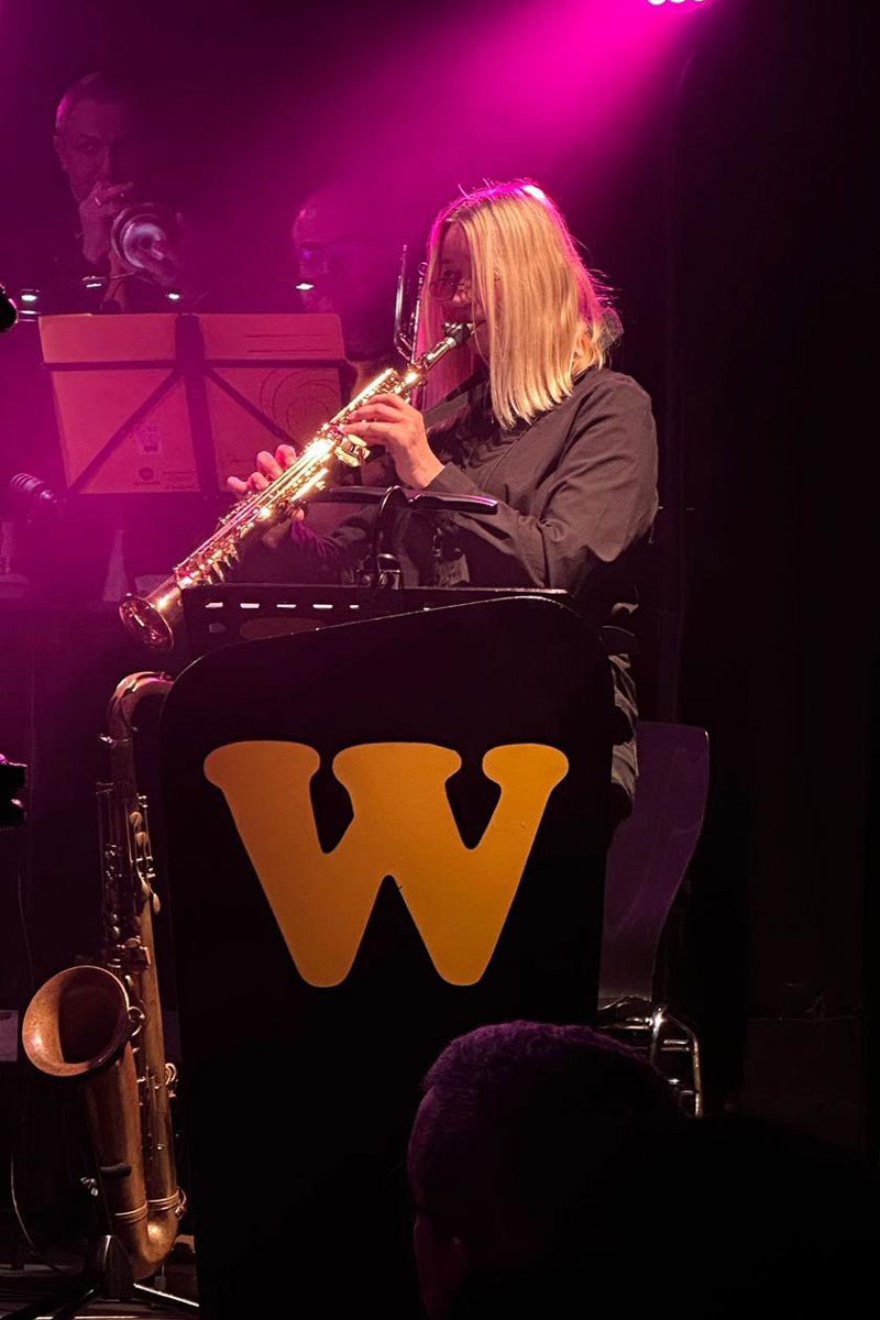 Anja-Reichert Anja Reichert, sax tenor & sopran